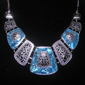 Bold and Beautiful Geometric Statement Necklace